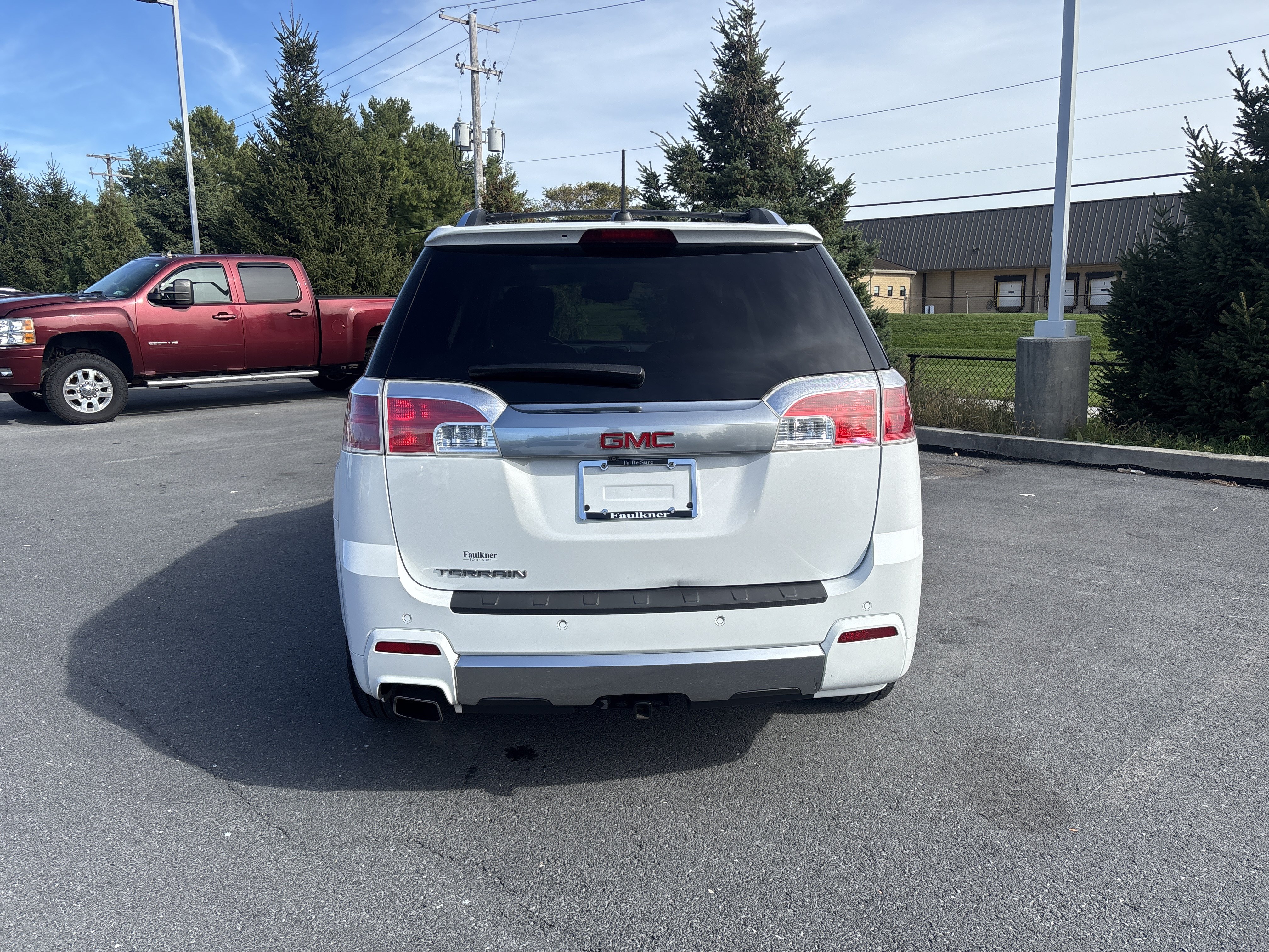 Used 2015 GMC Terrain Denali w/ Cargo Package FWD image 17