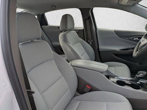 Used 2022 Chevrolet Malibu LT w/ LPO, Floor Liner Package FWD image 16