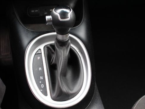 Used 2018 Kia Soul image 24