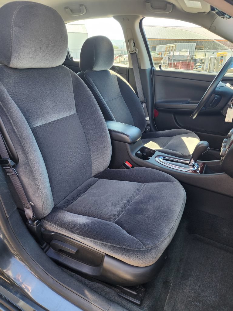 Used 2011 Chevrolet Impala LS FWD image 8