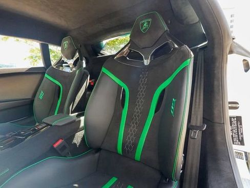 Used 2023 Lamborghini Huracan Tecnica RWD image 59