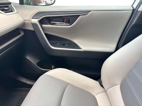 Used 2022 Toyota RAV4 Limited w/ Limited Grade Weather Package FWD image 24