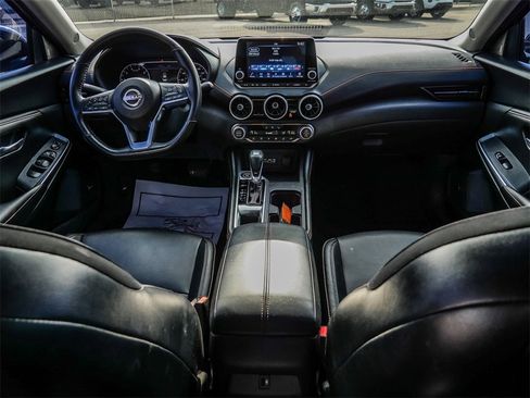 Used 2024 Nissan Sentra SR w/ SR Premium Package image 25