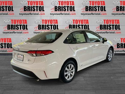 New 2026 Toyota Corolla LE AWD/4WD image 3