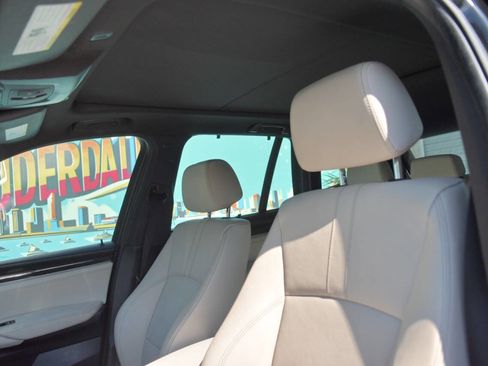 Used 2016 BMW X3 sDrive28i image 17