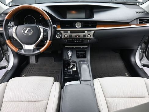 Used 2014 Lexus ES 350 FWD image 12