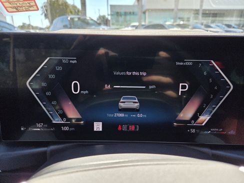 Used 2024 BMW 330i Sedan w/ Premium Package image 32