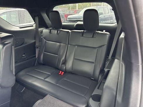 Used 2025 Ford Explorer ST-Line AWD/4WD image 19