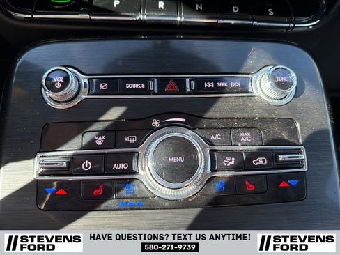 Used 2021 Lincoln Nautilus Reserve w/ Monochromatic Package image 30