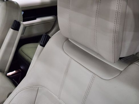 Used 2019 Land Rover Range Rover Supercharged image 34