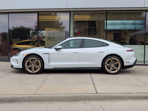 Used 2025 Porsche Taycan 4S image 2