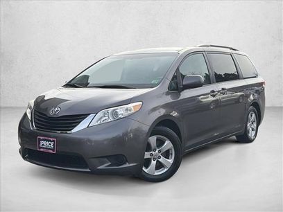 Used 2011 Toyota Sienna LE