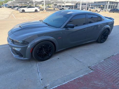 Used 2023 Dodge Charger Scat Pack image 2