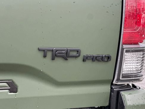 Used 2018 Toyota Tacoma TRD Pro image 31