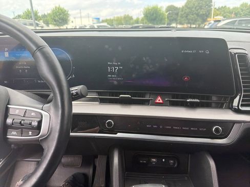 Used 2024 Kia Sportage SX FWD image 17