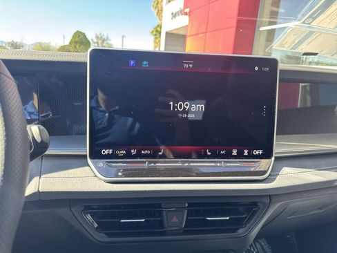 New 2026 Volkswagen Tiguan SE R-Line image 26