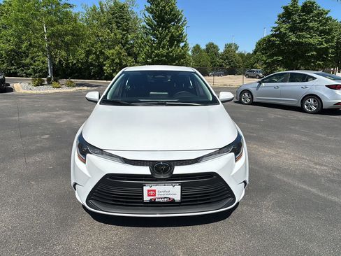 Used 2026 Toyota Corolla LE w/ LE Premium Package FWD image 7
