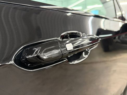 Used 2024 Cadillac XT6 Sport w/ Technology Package image 35