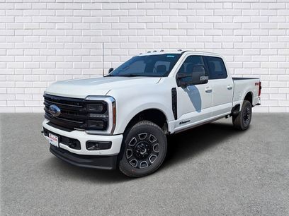 New 2026 Ford F350 Platinum w/ FX4 Off-Road Package