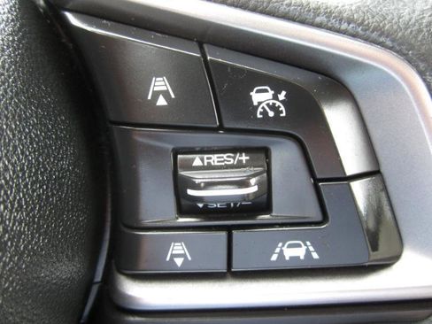 Used 2018 Subaru Impreza 2.0i Premium w/ Eyesight & BSD & Rcta image 23