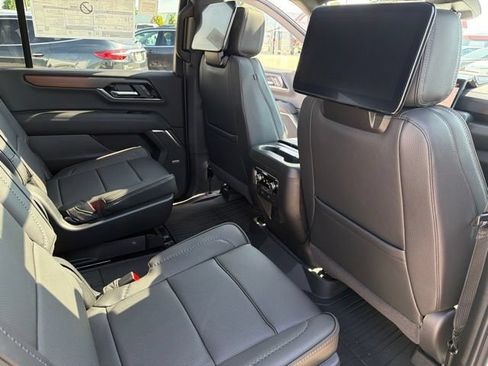 New 2026 GMC Yukon XL Denali w/ Advanced Technology Package AWD/4WD image 32
