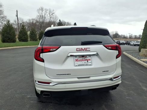 Used 2020 GMC Terrain Denali w/ Denali Premium Package AWD/4WD image 4