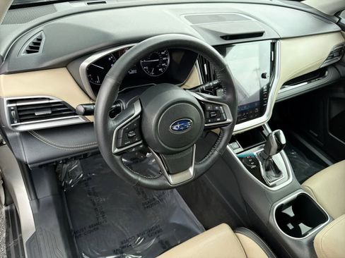 Used 2020 Subaru Outback Limited AWD/4WD image 10