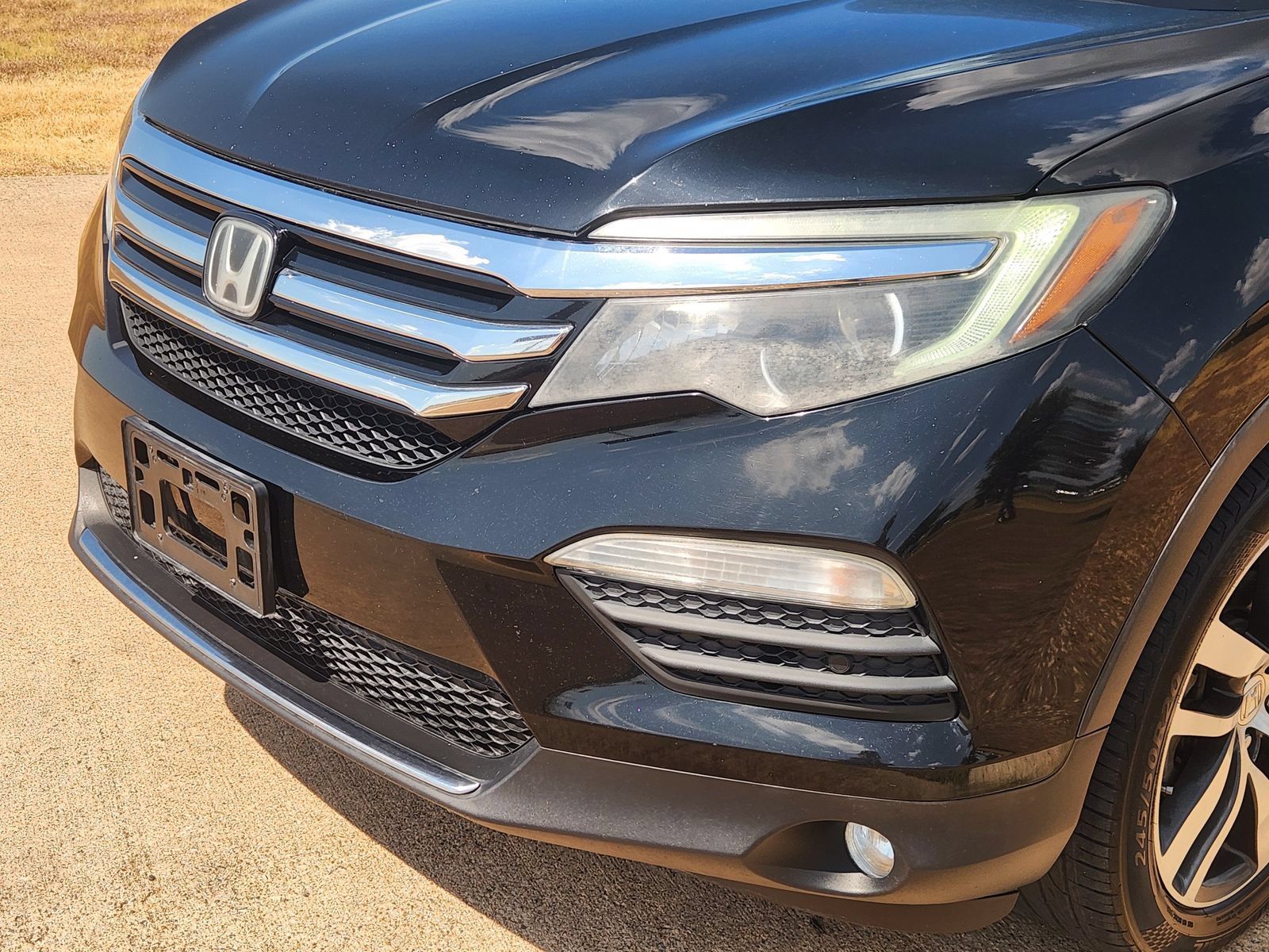 Used 2017 Honda Pilot Elite image 10
