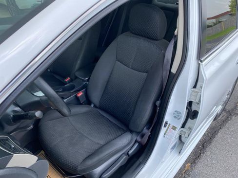 Used 2013 Nissan Sentra SR FWD image 14