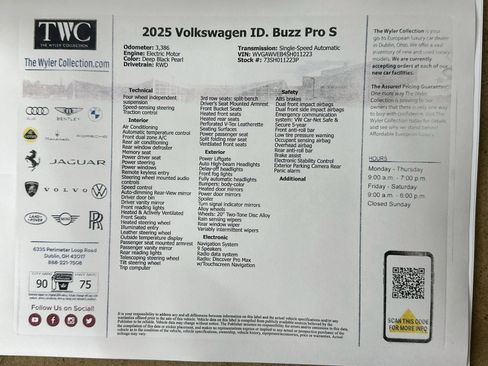 Used 2025 Volkswagen ID. Buzz Pro S RWD image 43