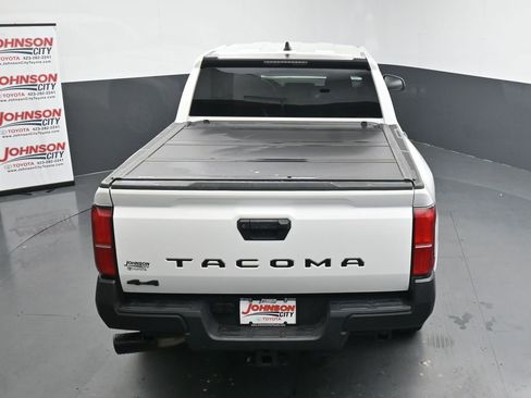 Used 2024 Toyota Tacoma SR AWD/4WD image 30