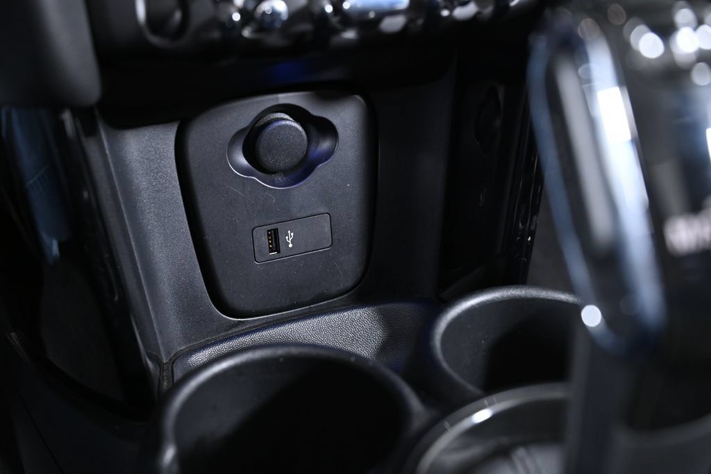 Used 2024 MINI Cooper S FWD image 22