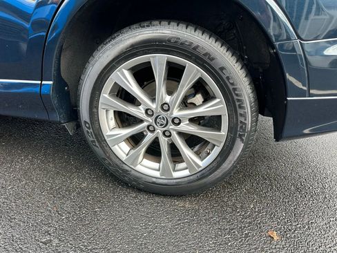 Used 2017 Toyota RAV4 Platinum w/ All Weather Liner Package image 9