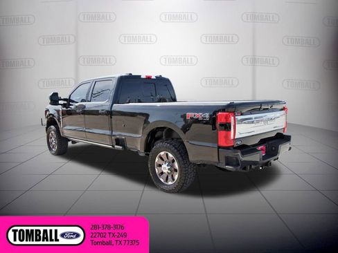 Used 2024 Ford F350 King Ranch w/ FX4 Off-Road Package image 5
