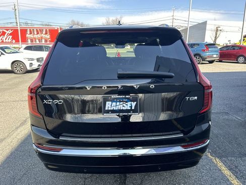 Certified 2025 Volvo XC90 T8 Ultra AWD/4WD image 26