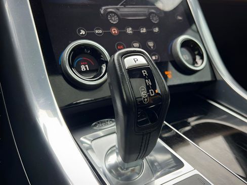 Used 2019 Land Rover Range Rover Sport HSE Dynamic image 67