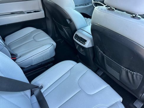 Used 2025 Hyundai Palisade SEL FWD image 19
