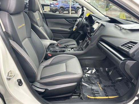 Used 2021 Subaru Crosstrek 2.5i Sport w/ Moonroof Package image 17