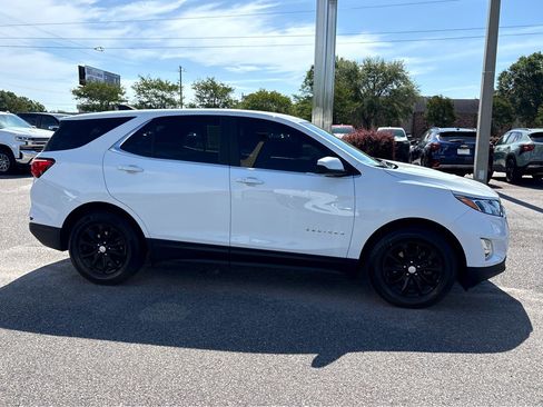 Used 2021 Chevrolet Equinox LT FWD image 26
