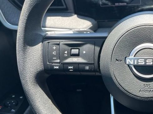 Used 2025 Nissan Kicks SV FWD image 16
