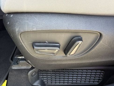 Used 2022 Toyota Sienna LE FWD image 24