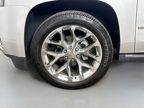 Used 2019 GMC Yukon Denali w/ Denali Ultimate Package AWD/4WD image 42