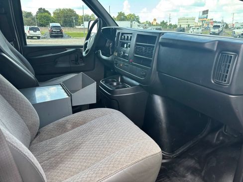 Used 2013 Chevrolet Express 1500 RWD image 18