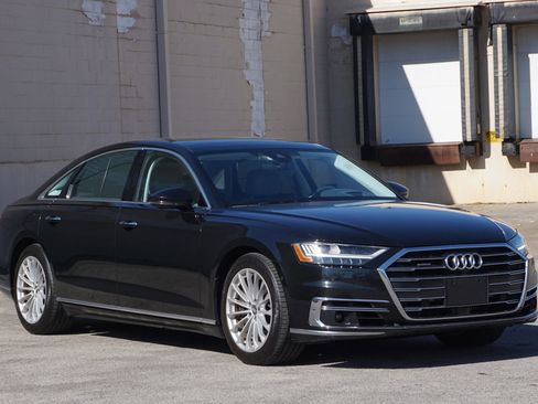 Used 2020 Audi A8 L 4.0T w/ Executive Package image 3