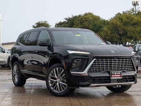 New 2026 Buick Enclave Avenir w/ Super Cruise Package image 2