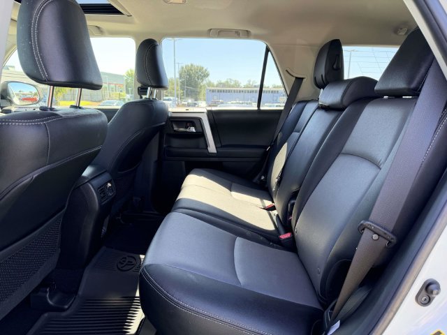 Used 2021 Toyota 4Runner SR5 Premium w/ Moonroof Package AWD/4WD image 13