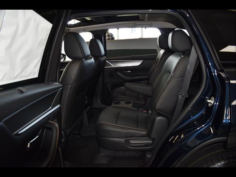 Certified 2024 MAZDA CX-90 Plug-In Hybrid w/ Premium Pkg image 17