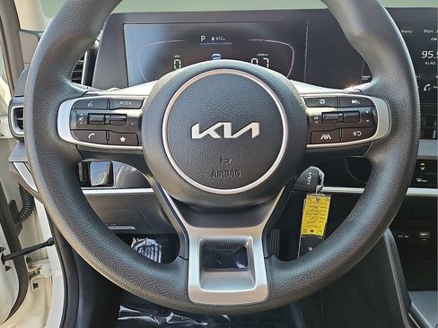 Used 2023 Kia Sportage LX FWD image 24