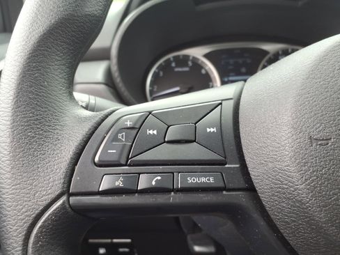 Certified 2025 Nissan Versa S w/ Trunk Package FWD image 22