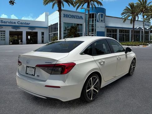 Certified 2024 Honda Civic Touring image 8